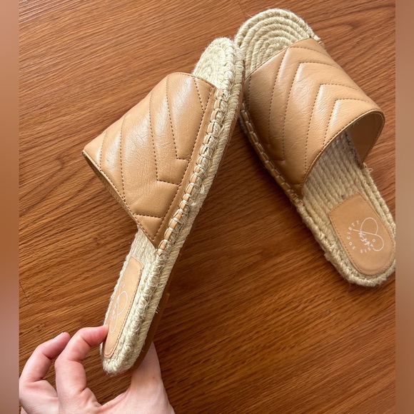 FAUX LEATHER SANDAL IN NUDE Size 8.5 - Picture 7 of 11